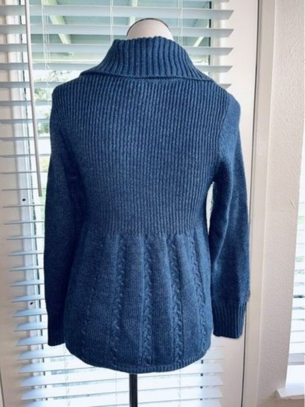 Caslon Cardigan Sweater Womens Size M Petite Blue Chunky Knit - Picture 4 of 6